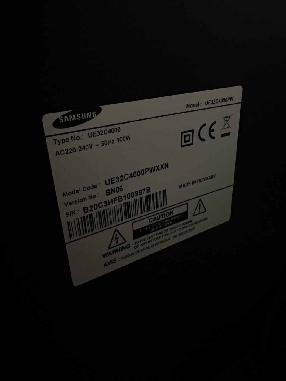 Samsung UE32C4000  LED TV 32 inch HD bijna niet gebruikt