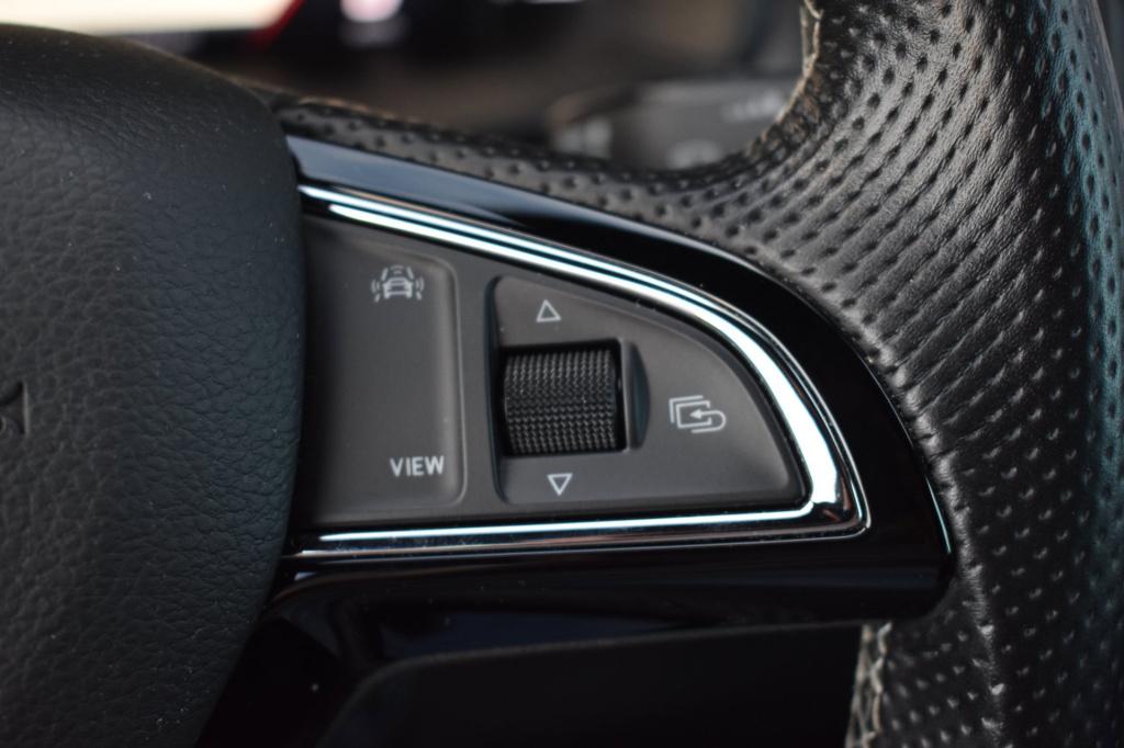 Skoda Kodiaq 1.5 tsi sportline | nap | camera | stoelverwarming | apple car