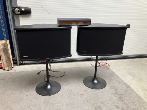 Bose 901 V6 laaste serie set inclusief stands en equalizer