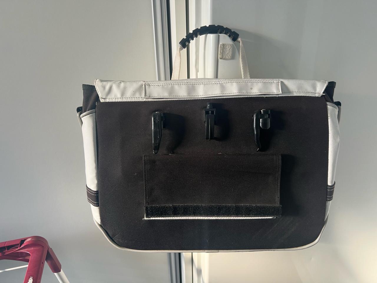 Nog een hele goede fietstas , zeer weinig gebruikt