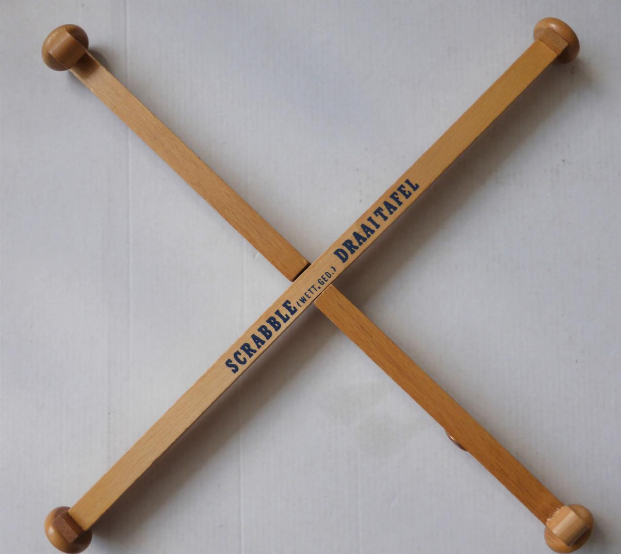 Scrabble draaitafel (nieuw € 18,00)