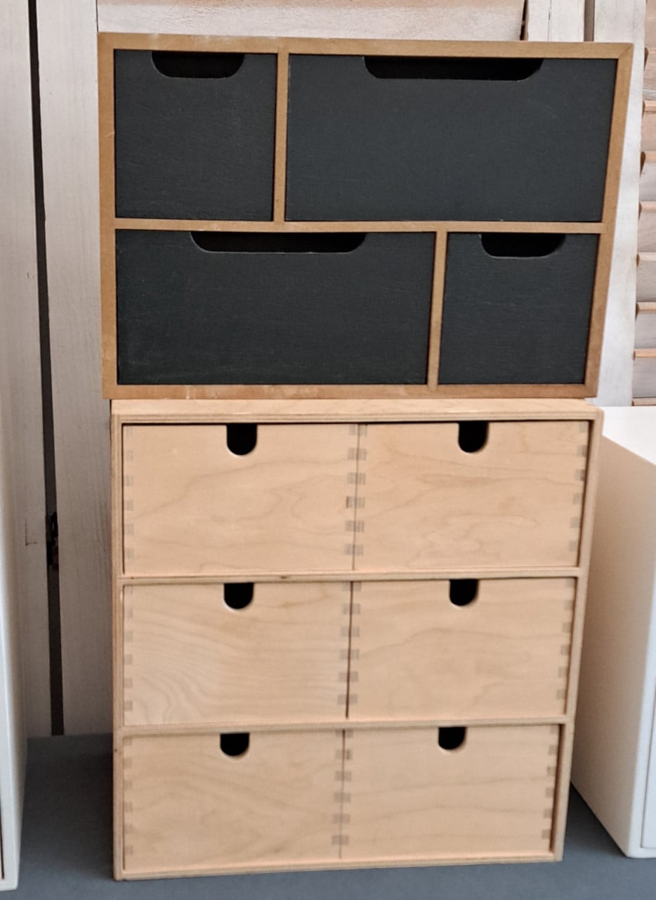 Diverse miniladekasten Moppe van Ikea