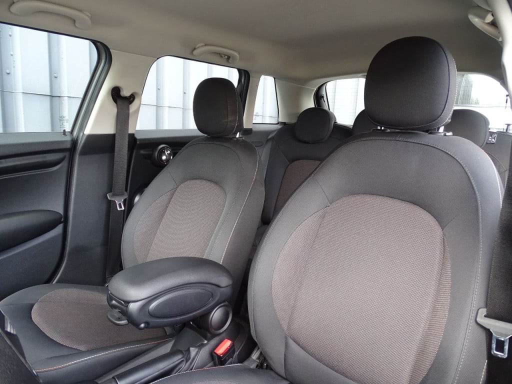 Mini Cooper mini 1.5 business | navi | bluetooth | 16"