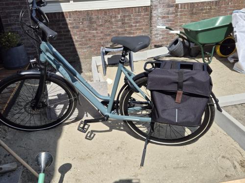 Dubbele Basil fietstassen, zo goed als nieuw