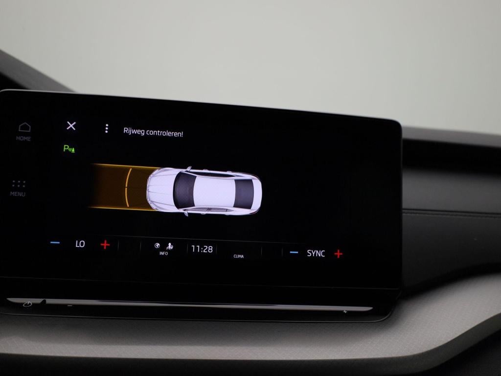 Skoda Octavia 1.0 tsi business edition | apple carplay / android auto | nav