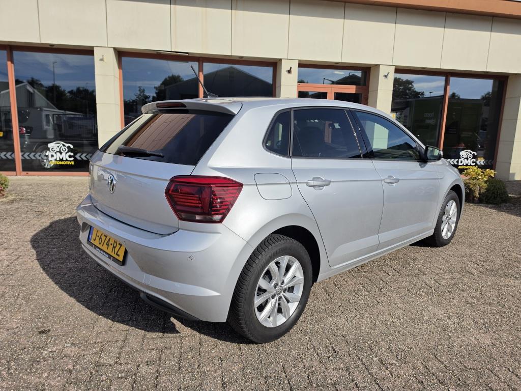 Volkswagen Polo 1.0 tsi highline business r | clima | acc | navi |apple car