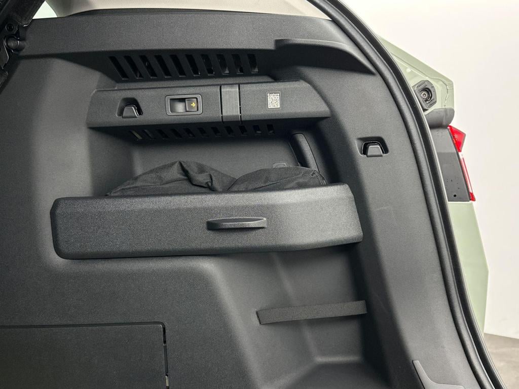 Skoda Elroq business edition elektromotor 140 kw / 190 pk suv