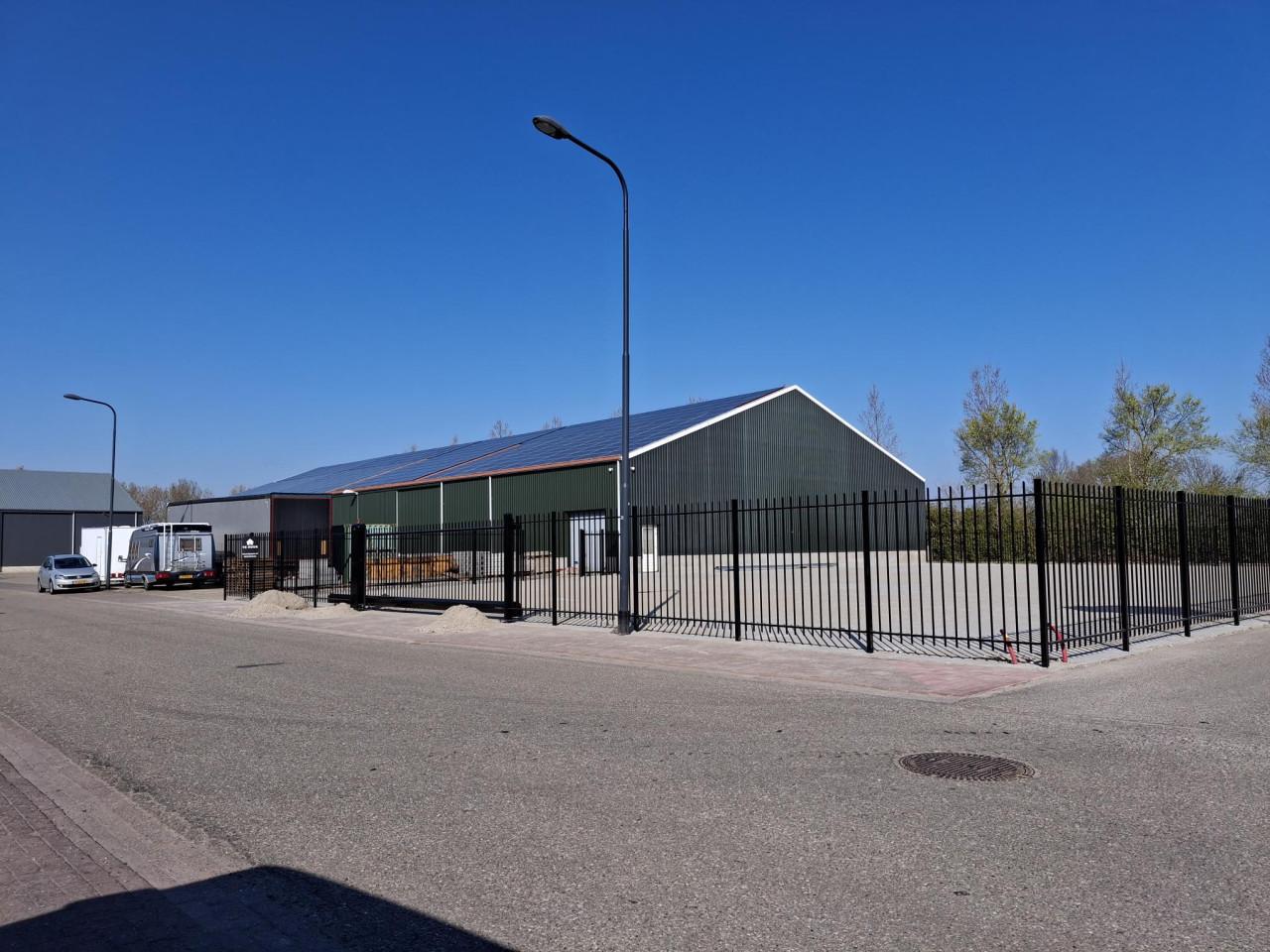 Bedrijfsterrein -/ buitenterrein / opslag 1.100m2 Cruijckelcreke