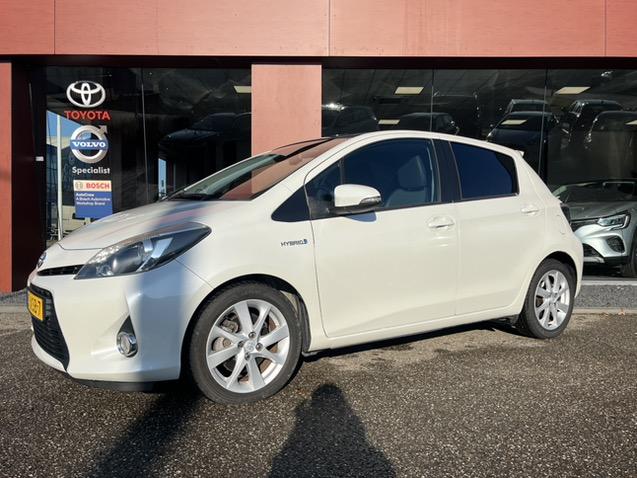 Toyota Yaris 1.5 full hybrid dynamic | pano | 16'' lmv | camera | zeer netj