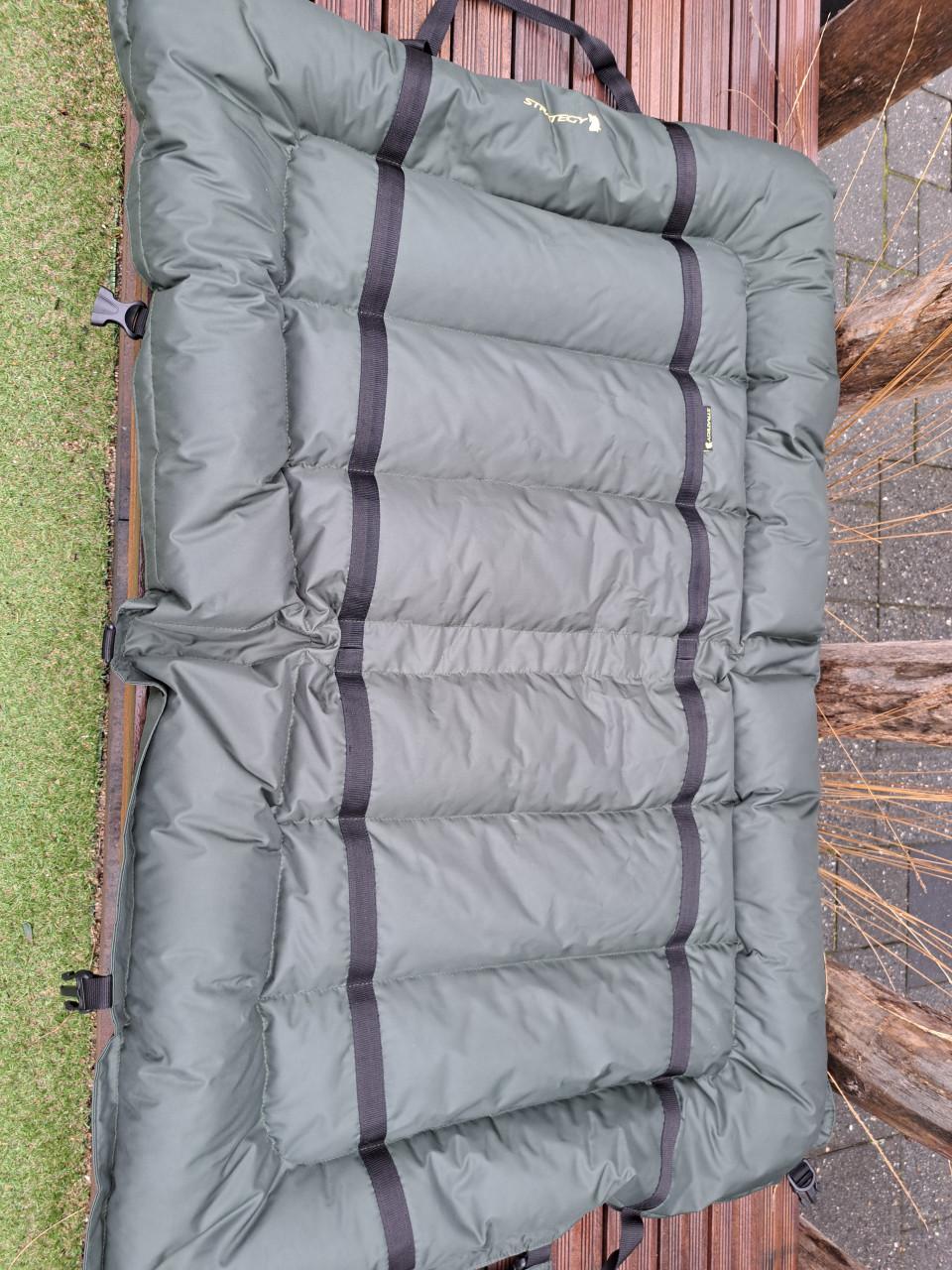 Complete bomvolle visset!