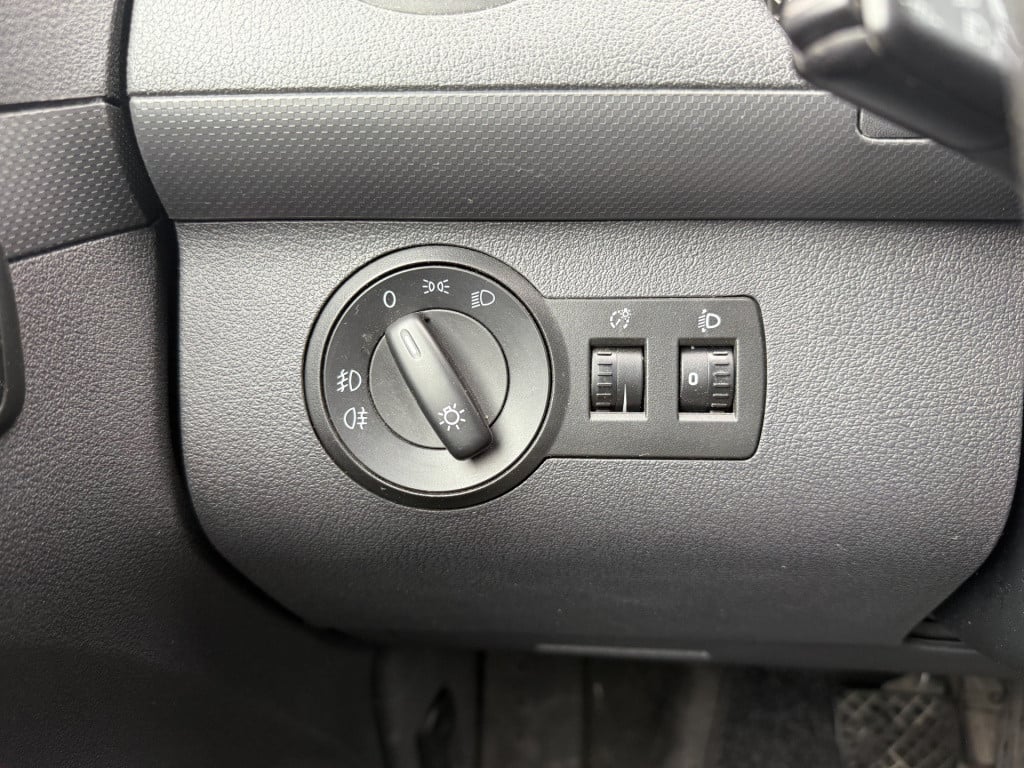 Volkswagen Caddy 1.6 tdi | nl-auto | carplay | airco | cruisec.
