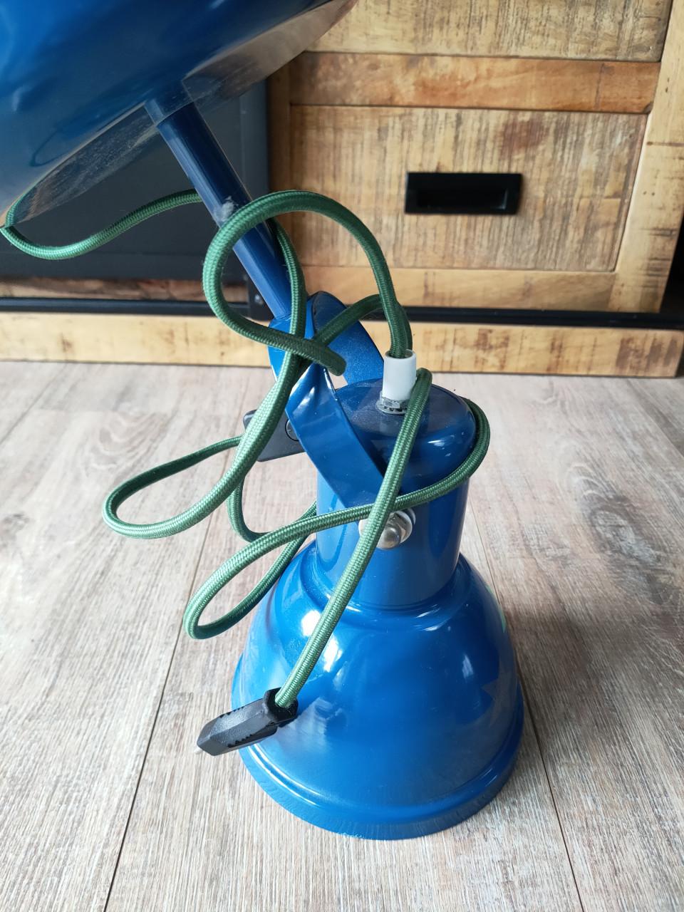 2 mooie blauwe 'lief' lampen