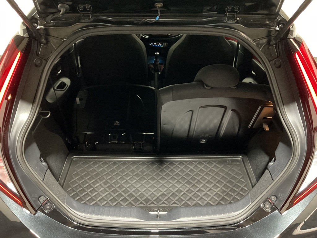 Toyota Aygo x 1.0 vvt-i mt envy | clima | navi | jbl | camera