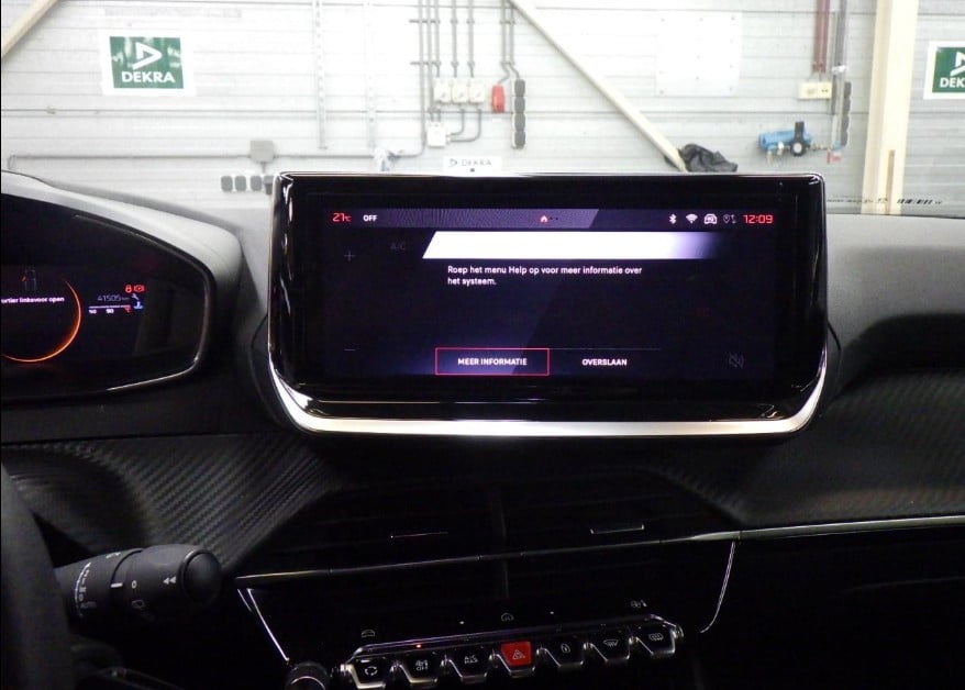 Peugeot 2008 1.2 puretech 130pk eat8 gt