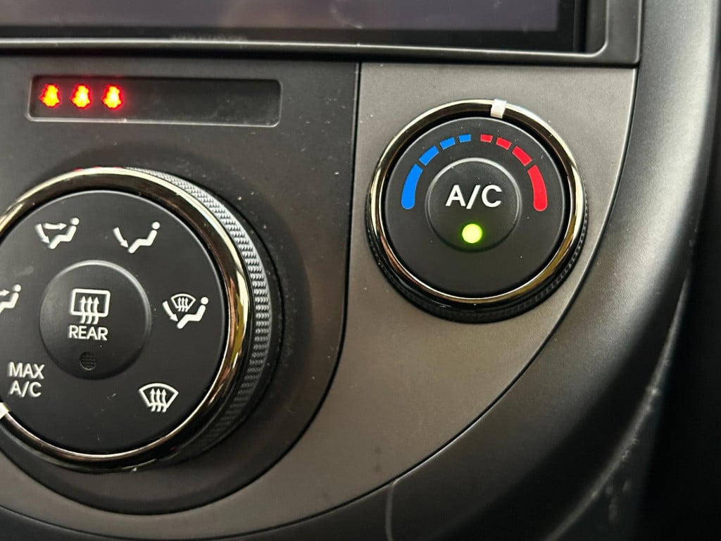 Kia Soul occasion 1.6 x-tra | creme | airco | tweedehands kia soul | carpla
