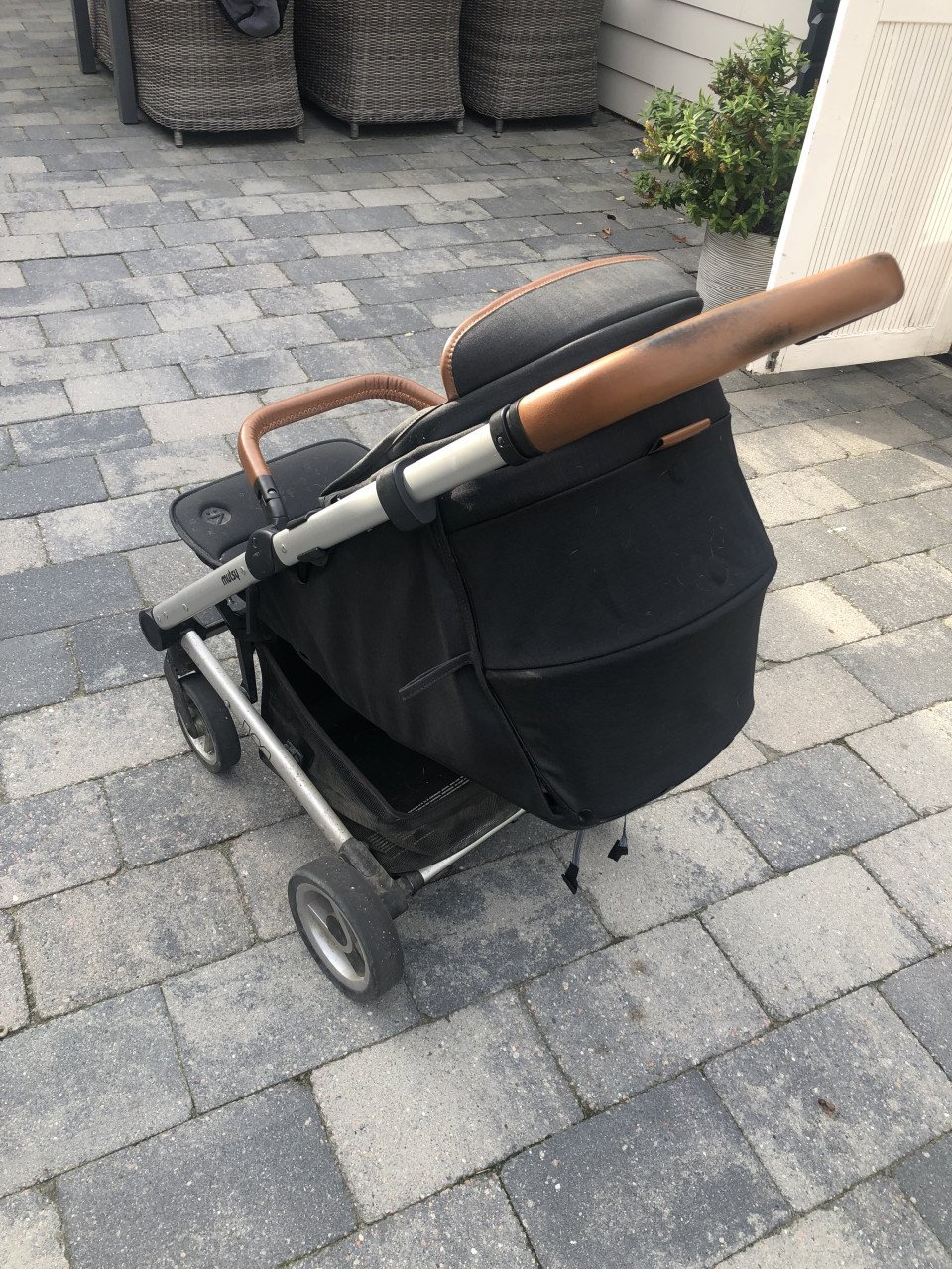Hondenbuggy / hondenwandelwagen gratis af te halen