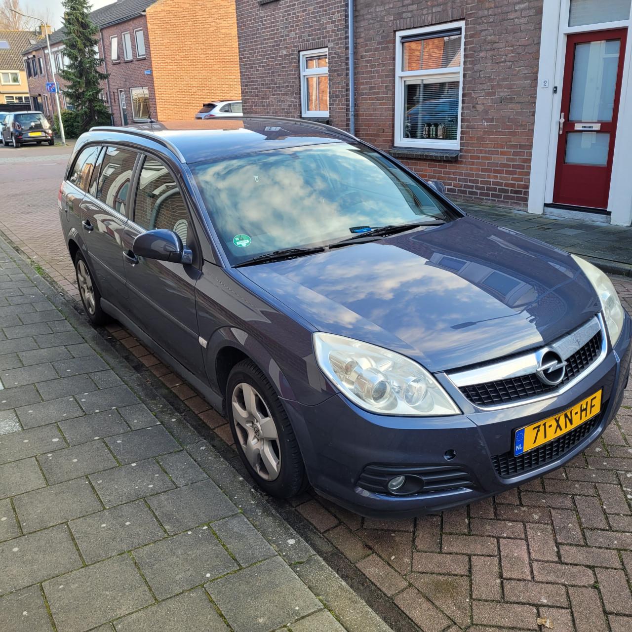 Opel vectra station uit 2007