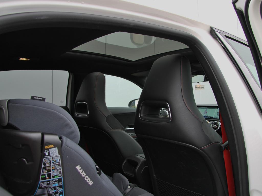 Mercedes-Benz A-Klasse a35 amg 306pk 4matic | pano | burmester