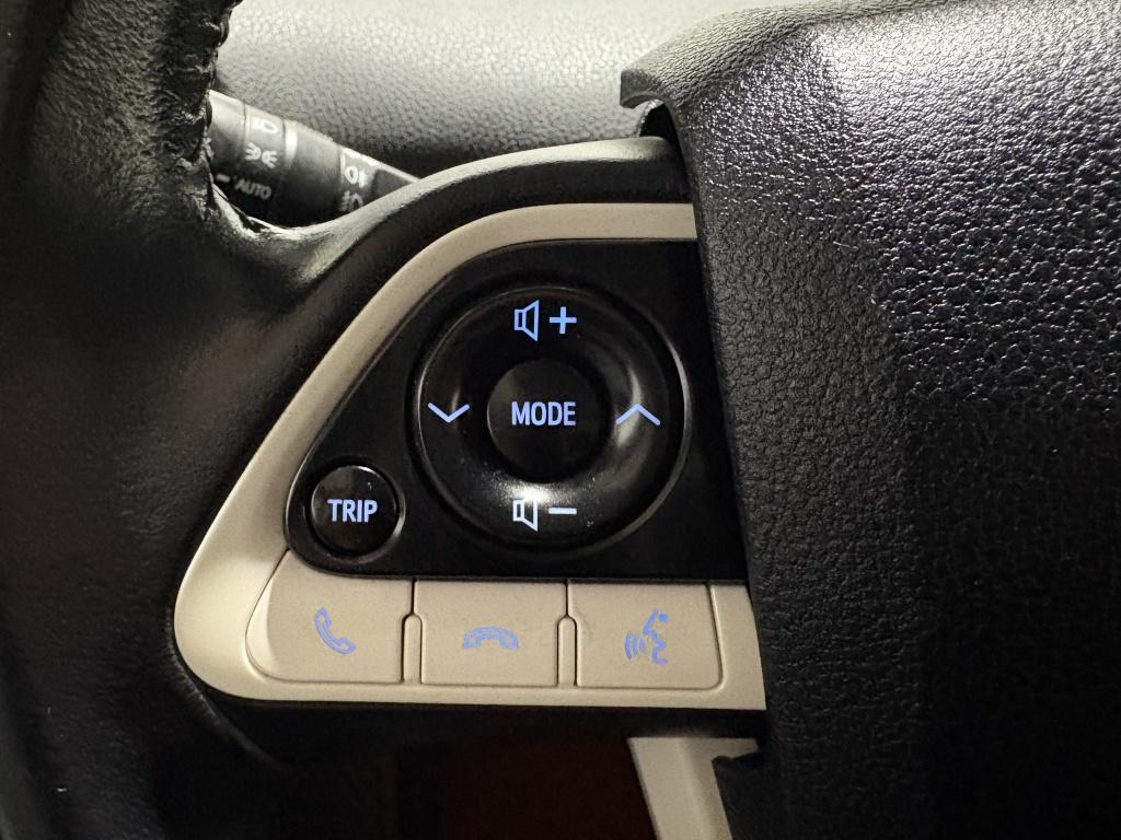 Toyota Prius 1.8 first edition | camera | bsm | pdc |