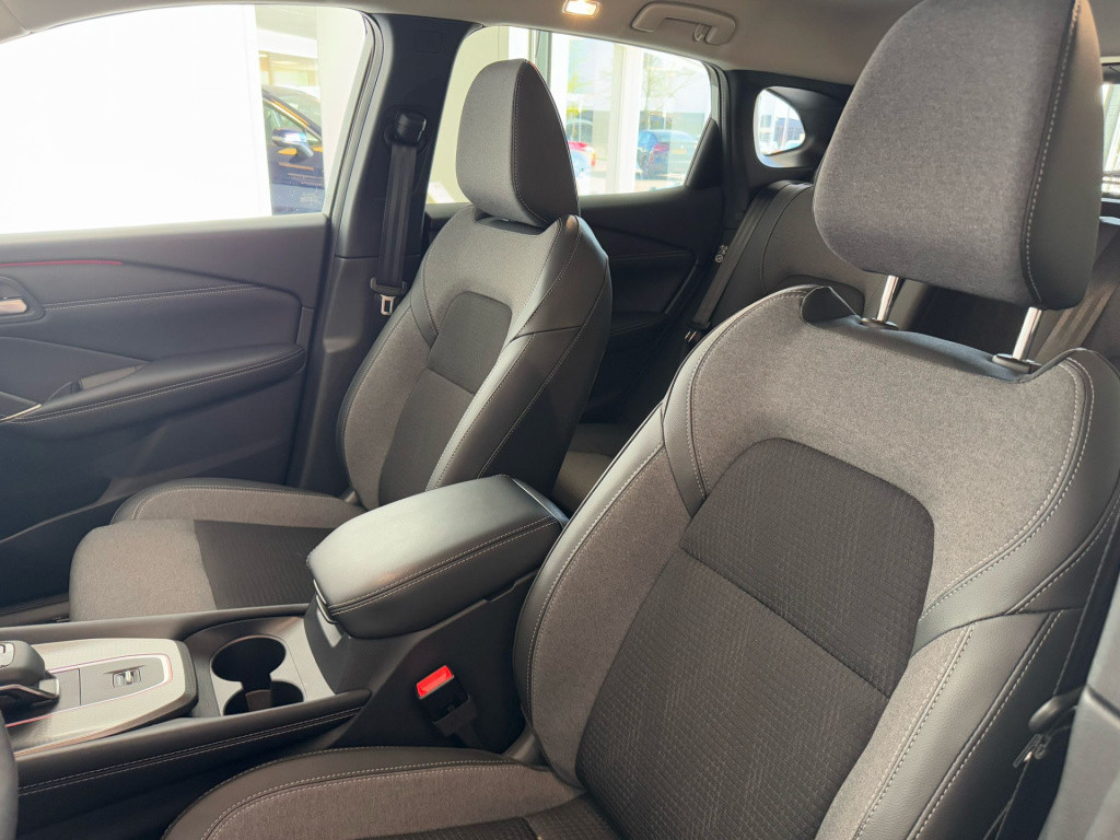 Nissan Qashqai 1.3 mhev xtronic n-connecta