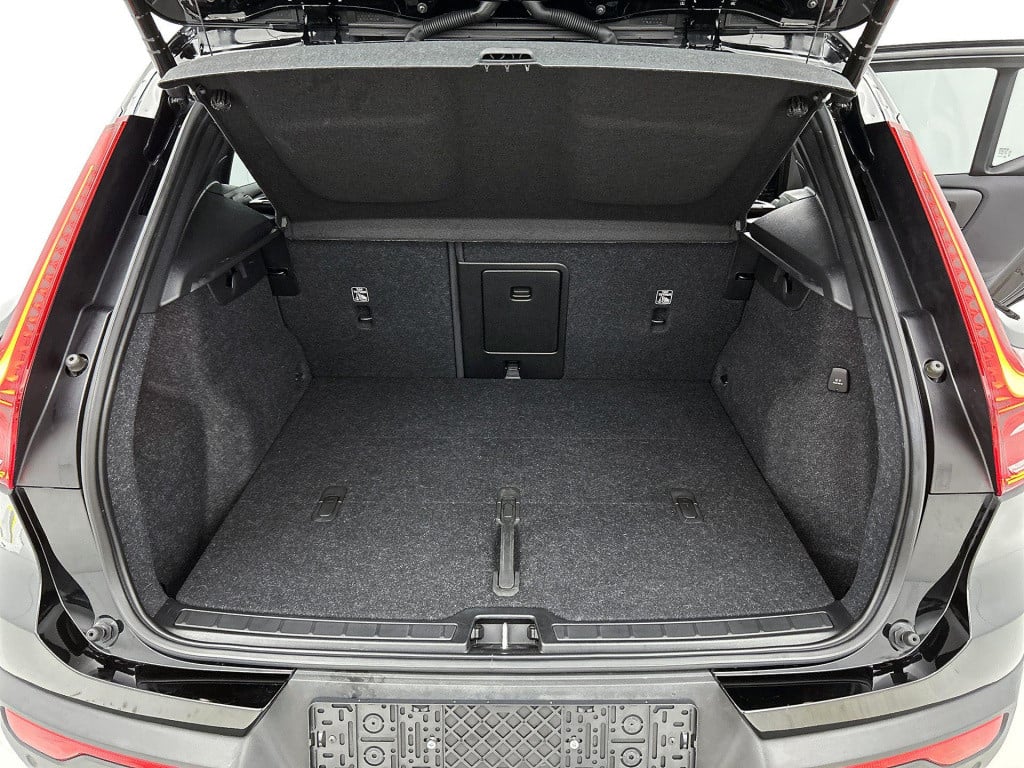 Volvo XC40 1.5 t2 core | lmv | parker sensoren | cruise control | navigatie
