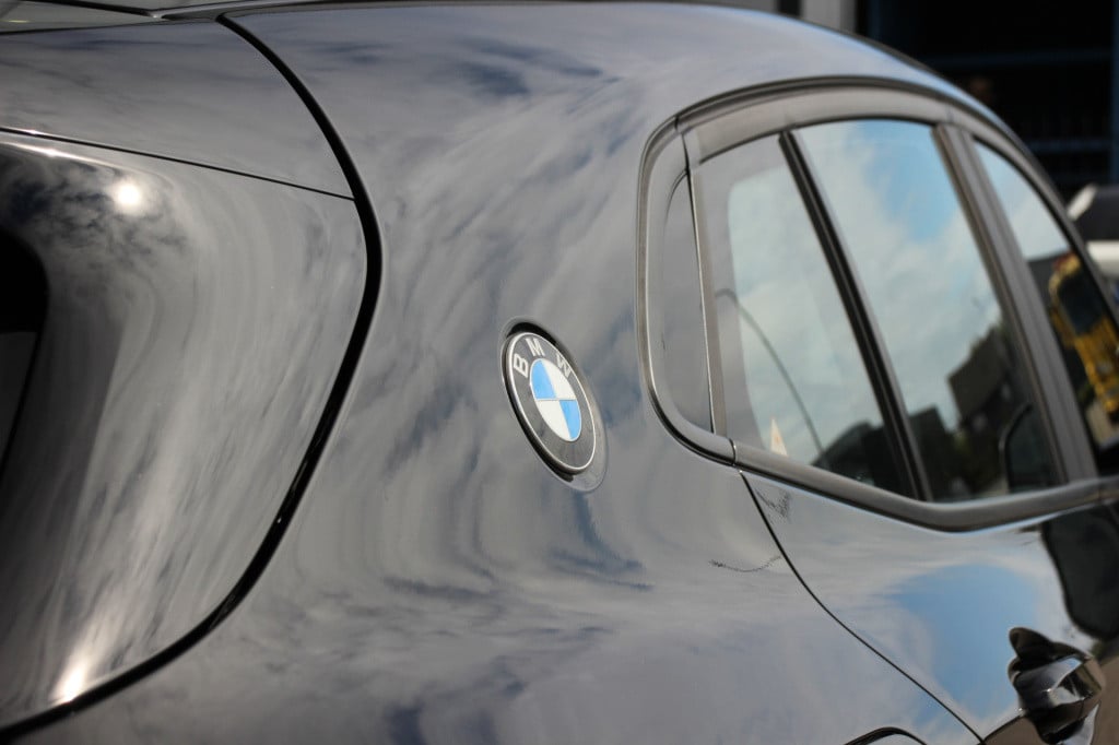BMW X2 sdrive18i executive | leder | achteruitrijcamera | navi |