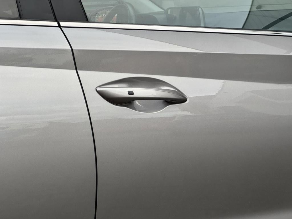 Hyundai I 20 1.0 t-gdi premium nl-auto, meest luxe uitvoering!