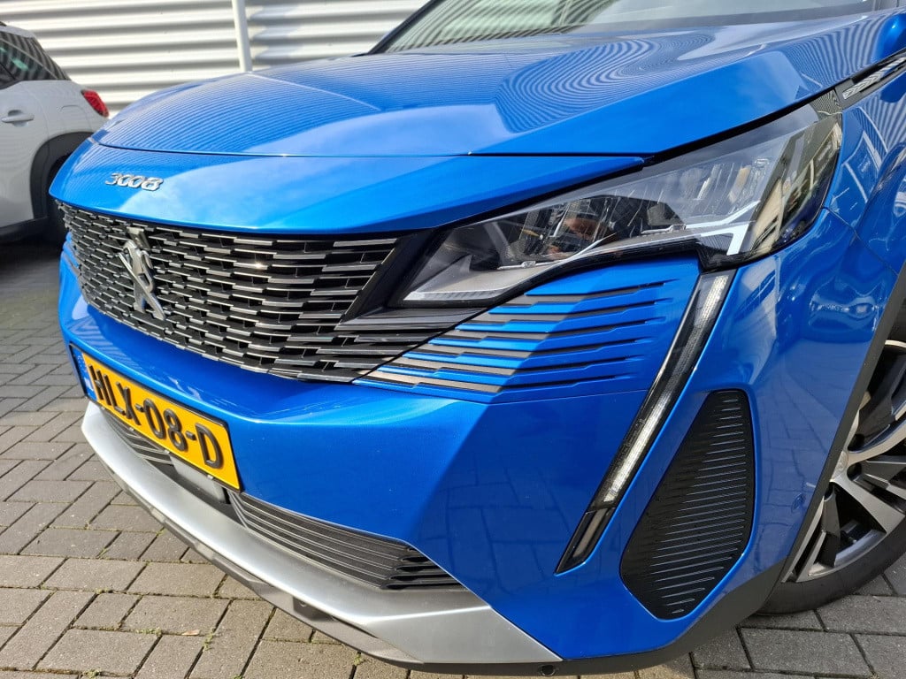 Peugeot 3008 suv 1.6 hybrid 225 eat8 automaat road trip nav/cam