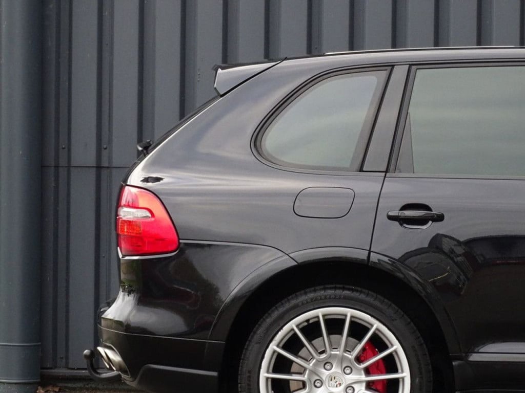 Porsche Cayenne 4.8 turbo 500pk | pano