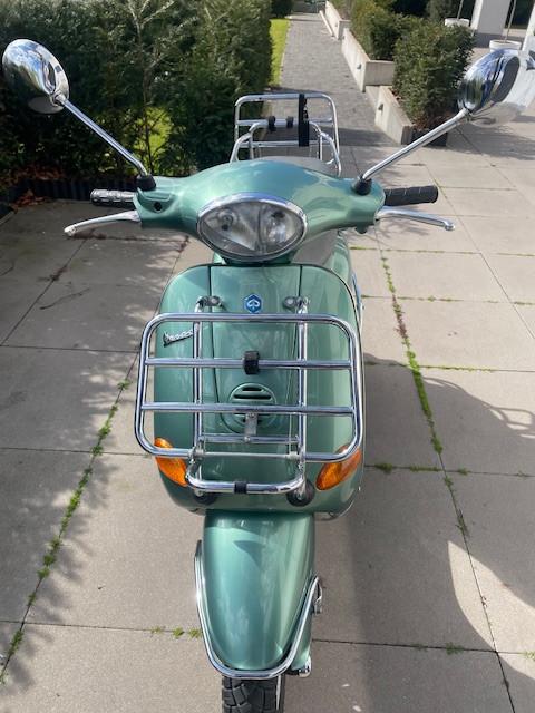 Vespa ET4 125 Motorscooter in perfecte staat