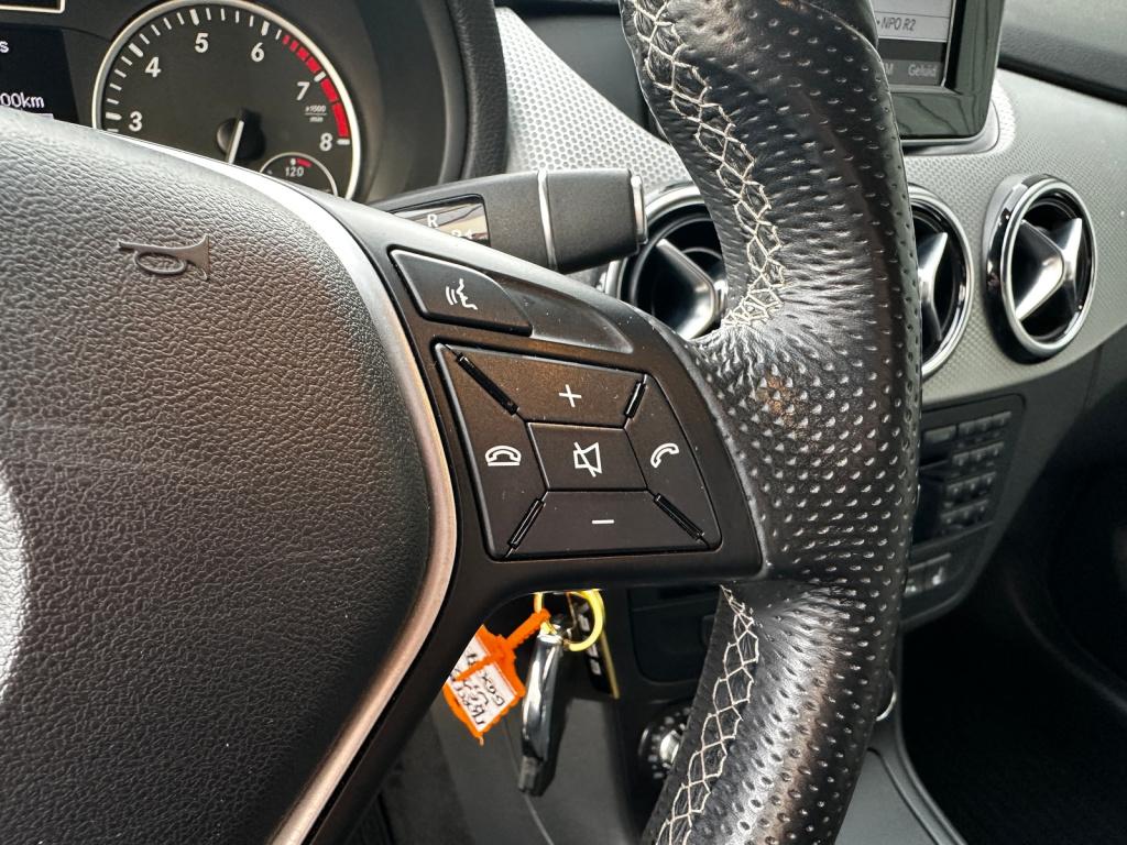 Mercedes-Benz B-Klasse 180 ambition aut | 18 inch | ambition