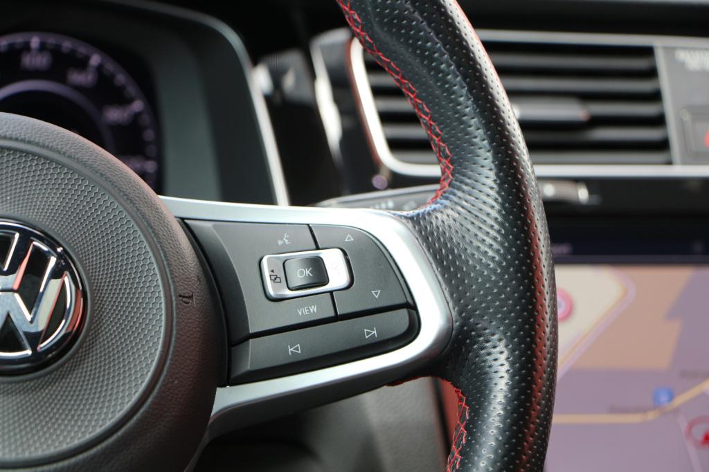 Volkswagen Golf 2.0 tsi gti tcr | akrapovic | pano | acc