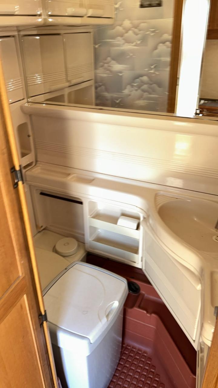 Hobby prestige 425 met voortent luifel en uitbouw