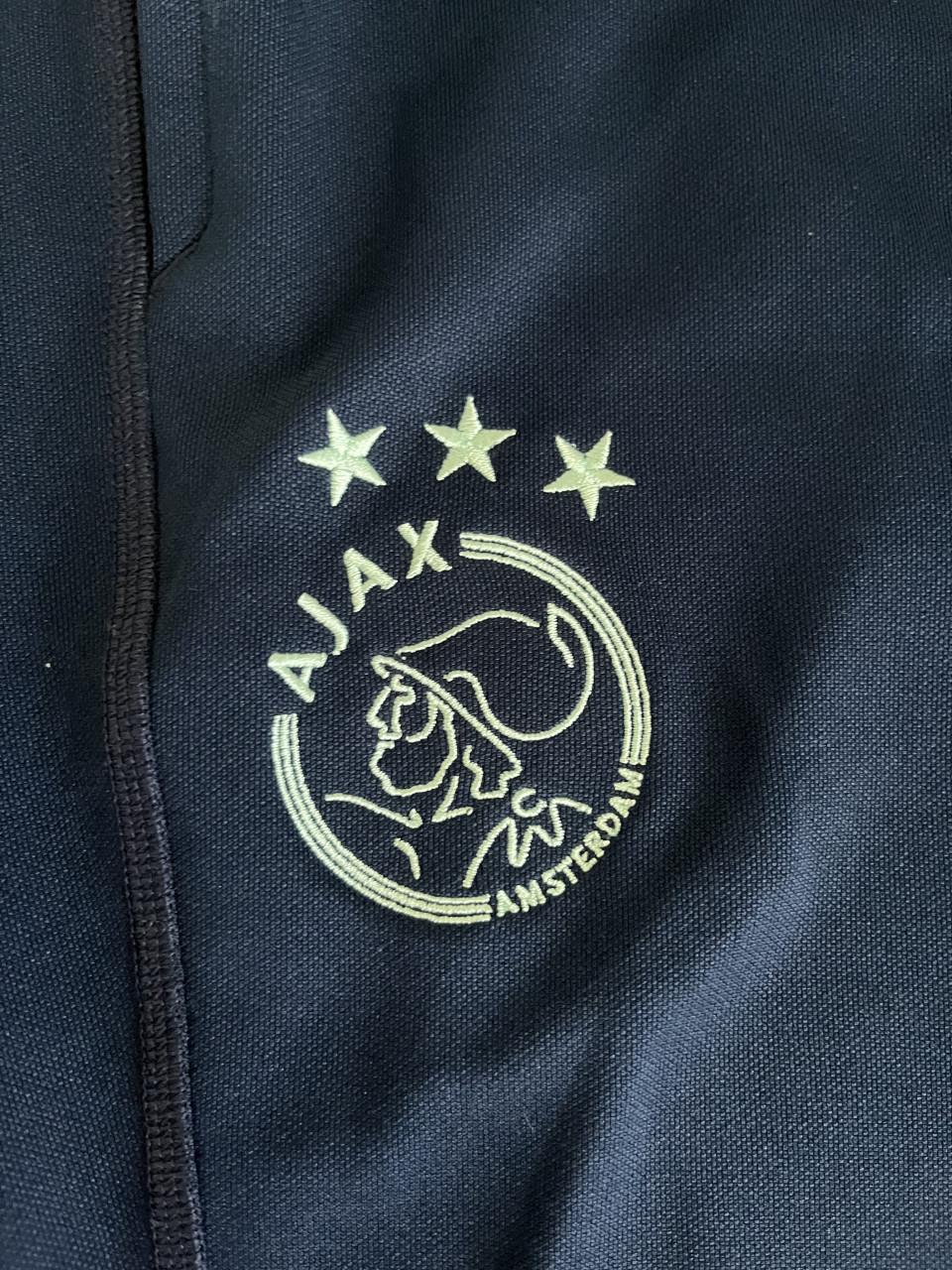 Mooi trainingspak ajax