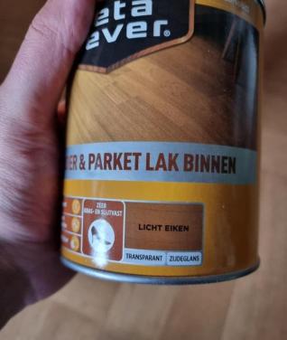 Parketlak ceta bever