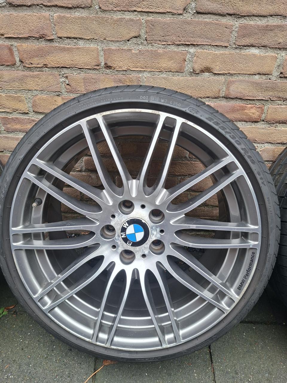 Te koop bmw m-performance 19inch