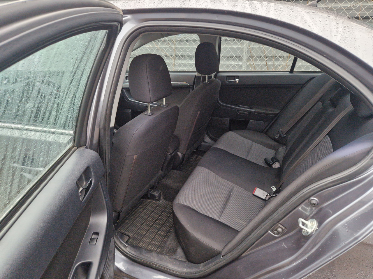 Mitsubishi Lancer Sports Sedan 1.8 Instyle