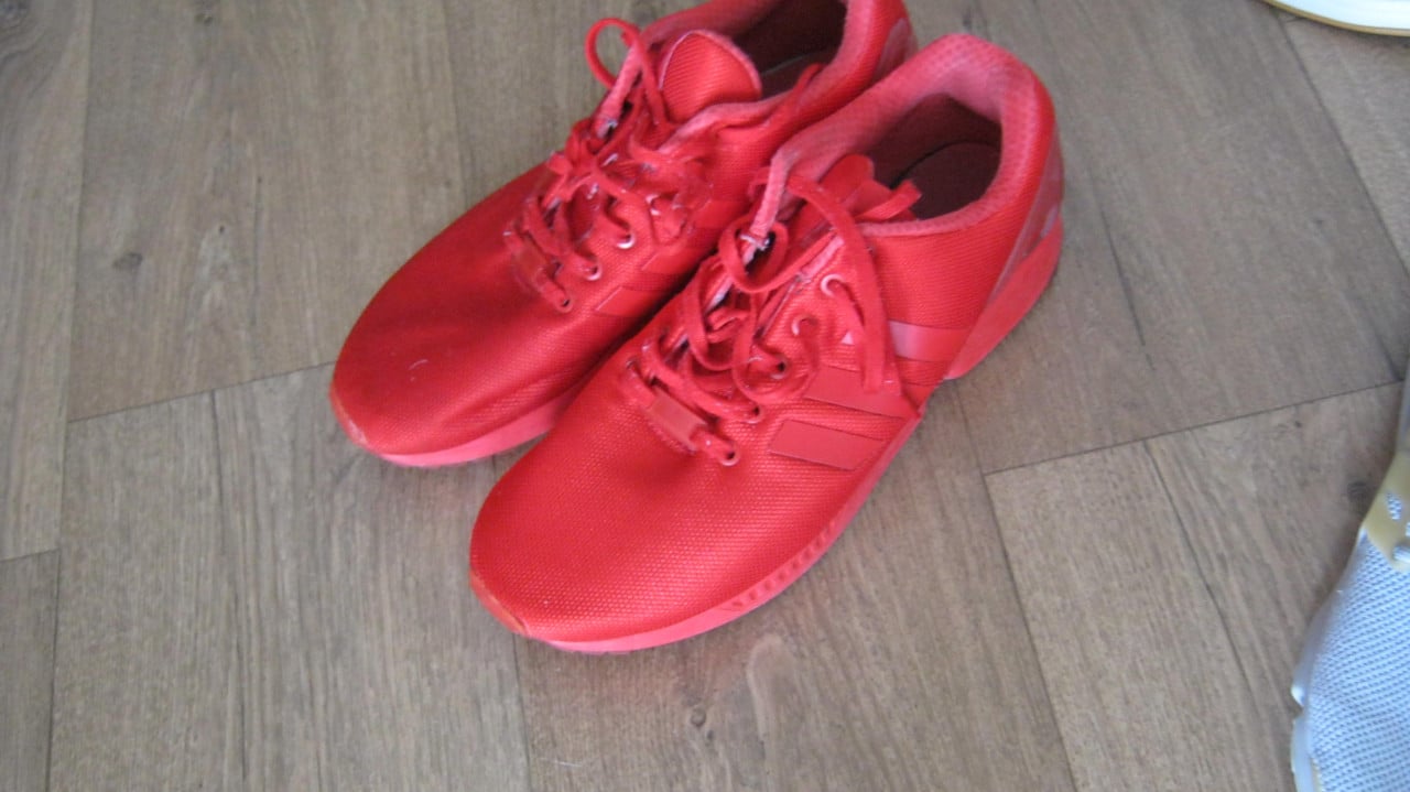 TE KOOP 5X MERK SCHOENEN MAAT 44 MOGEN ALLE 5 WEG VOOR 40 EURO