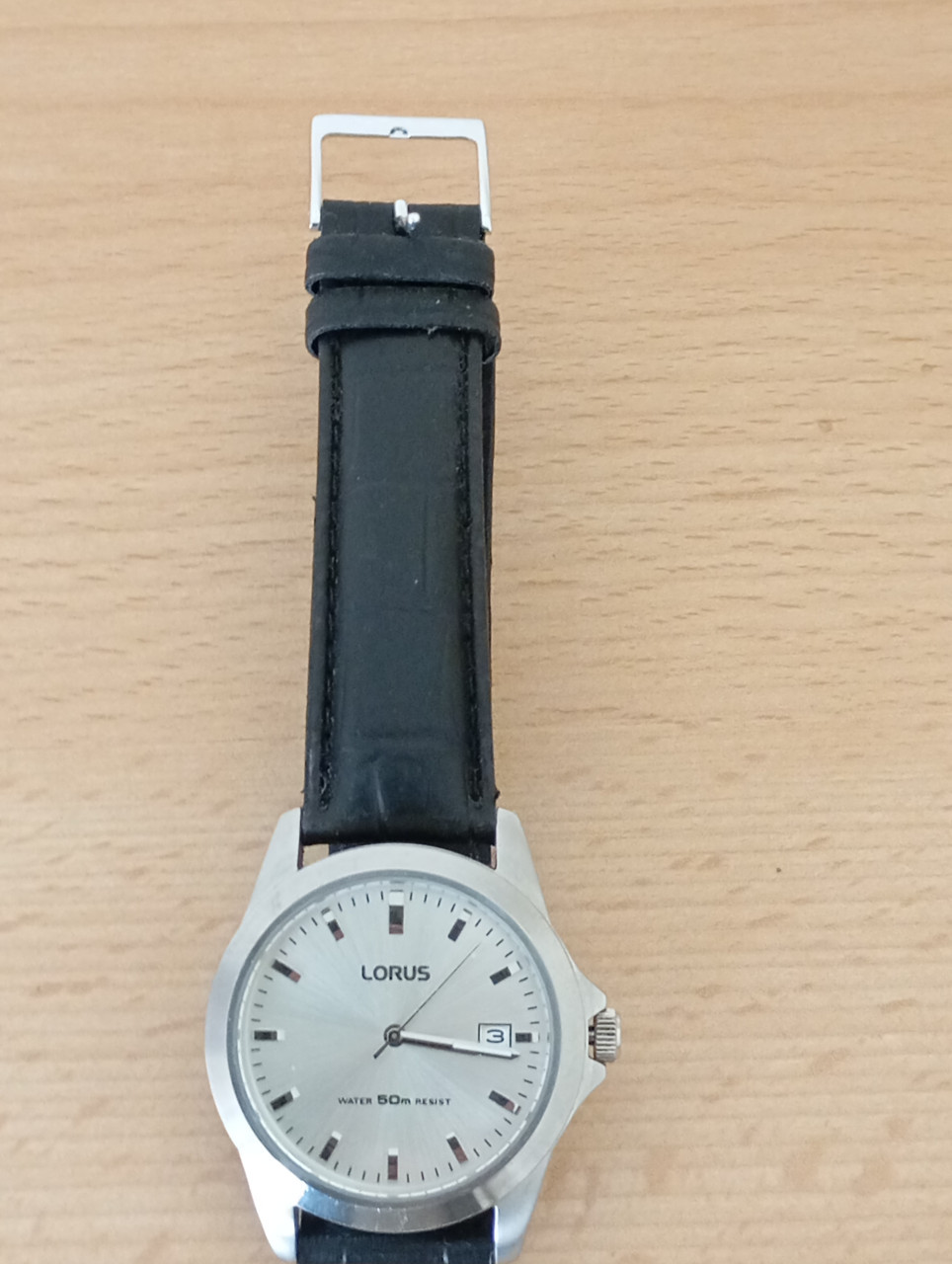 Twee horloges: Lorus vd57-x088 en Lorus vx42 – x240