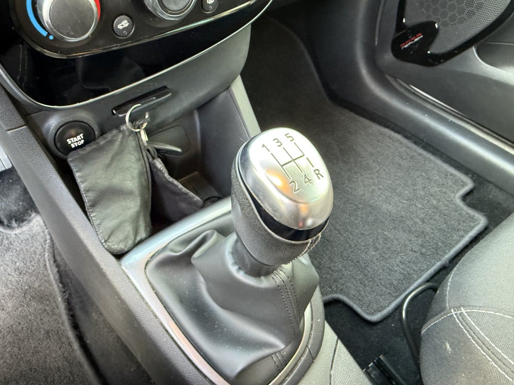 Renault Clio 0.9 tce limited 5-drs