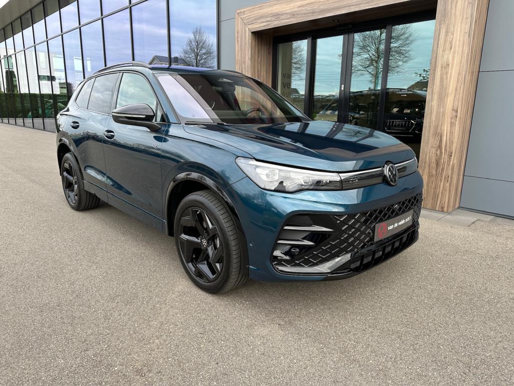 Volkswagen Tiguan 1.5 ehybrid r-line | black line | head-up | 360 camera | 