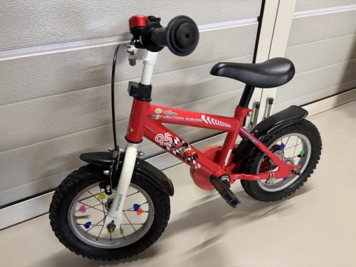 Mooi jongensfietsje 12 inch met luchtbandjes, leeftijd van 2,5 tot 5 jaar