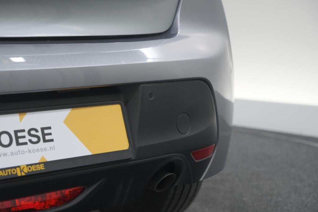 Peugeot 208 puretech 100 active | parkeersensoren | navigatie | apple carpl