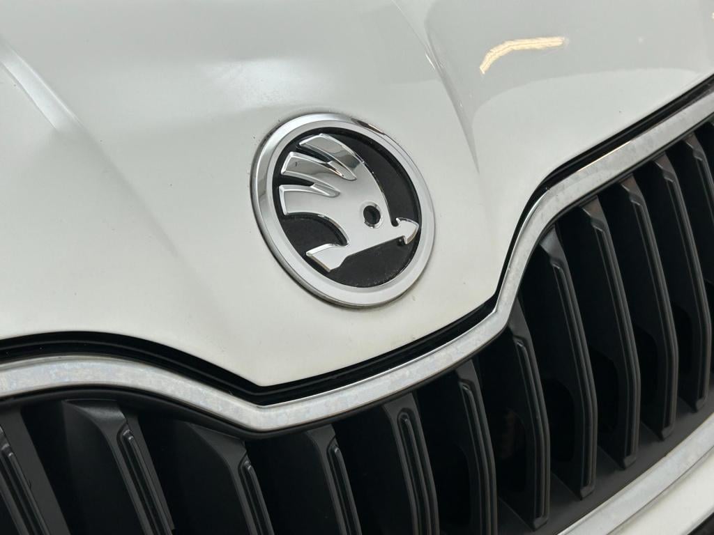 Skoda Fabia combi occasion 1.2 tsi ambition business | wit | tweedehands sk