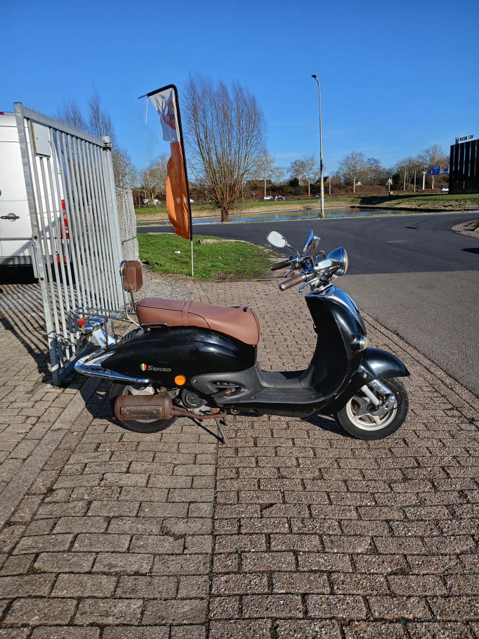 Retro scooter
