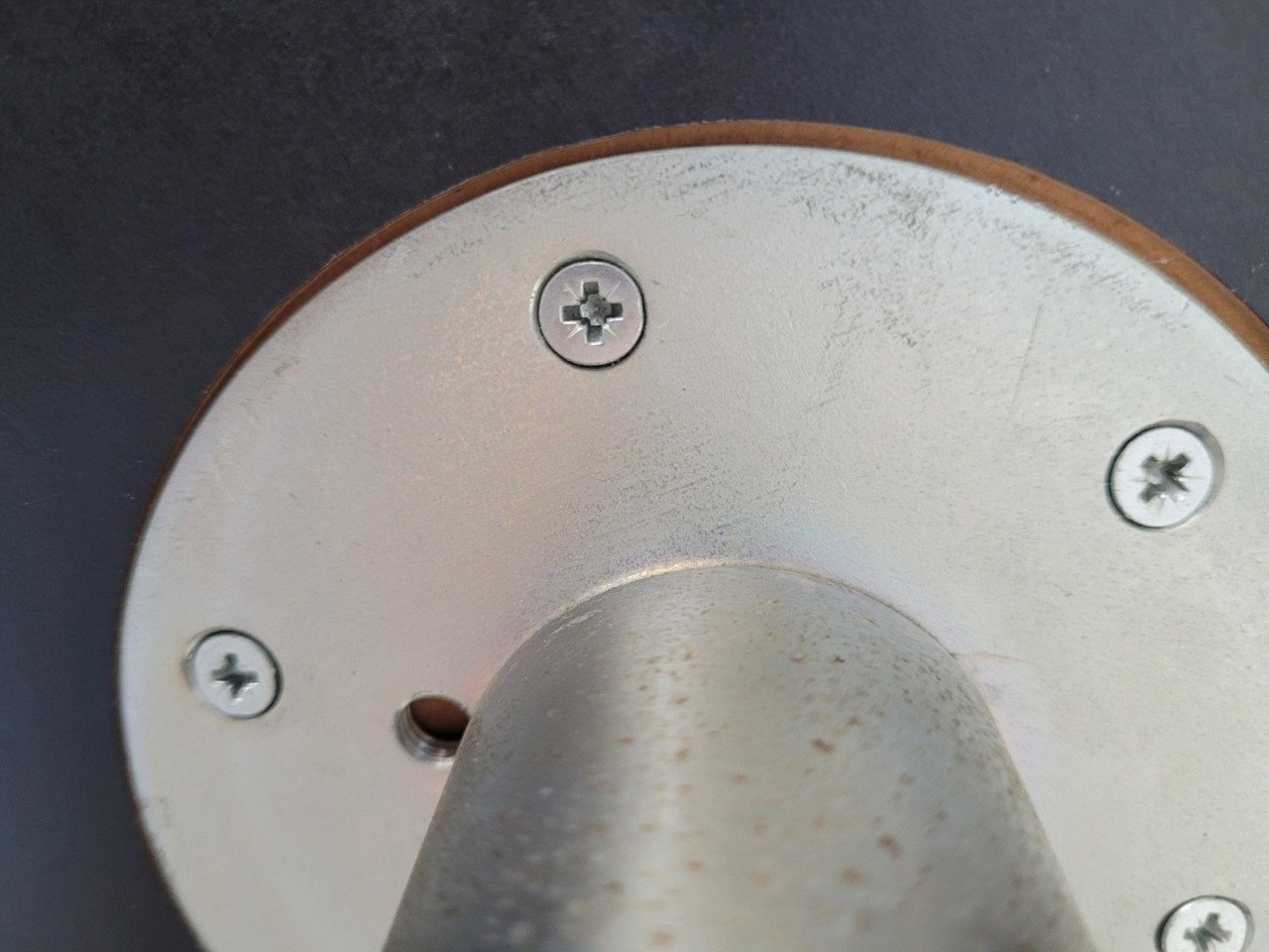 GRATIS  industrieel onderstel eettafel