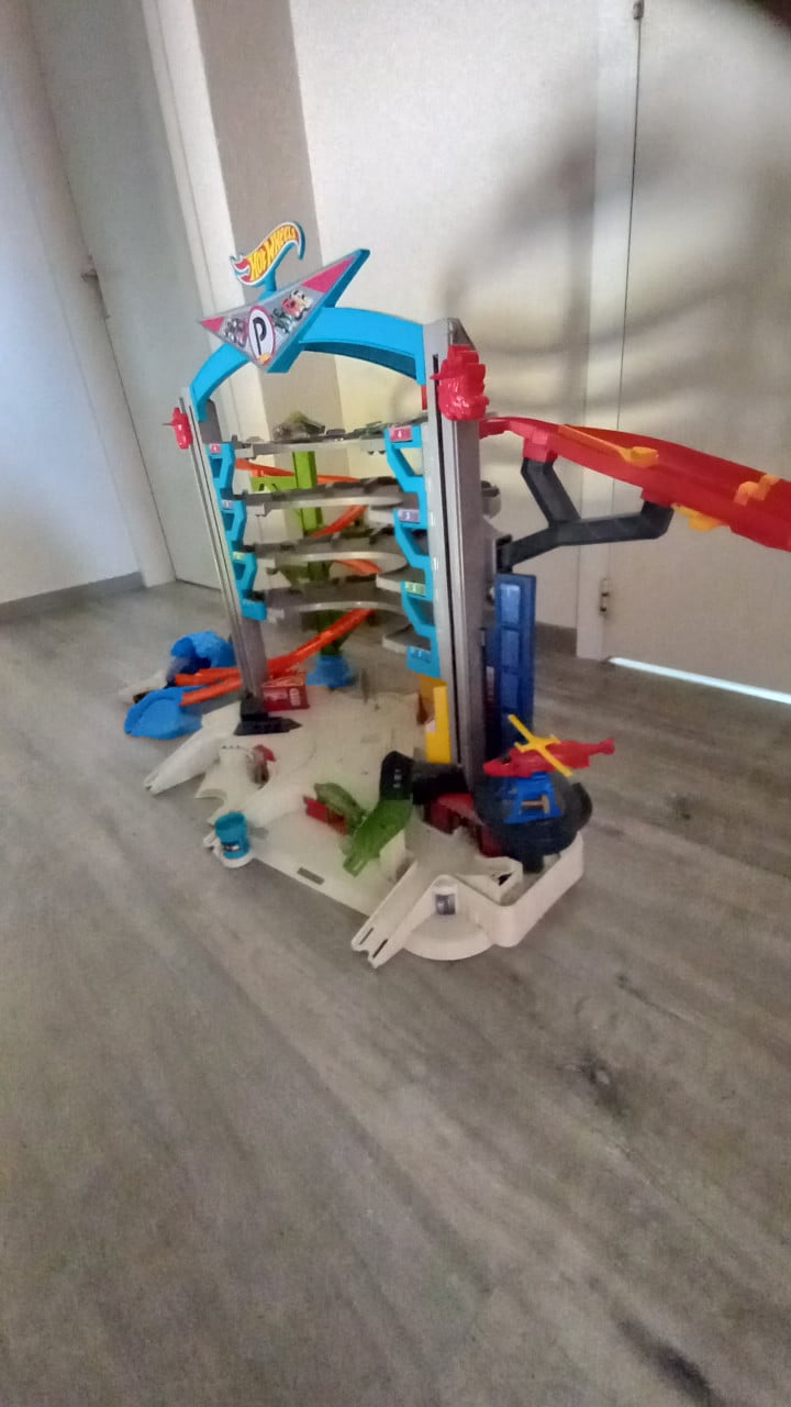 Hotwheel garage en veel toebehoren