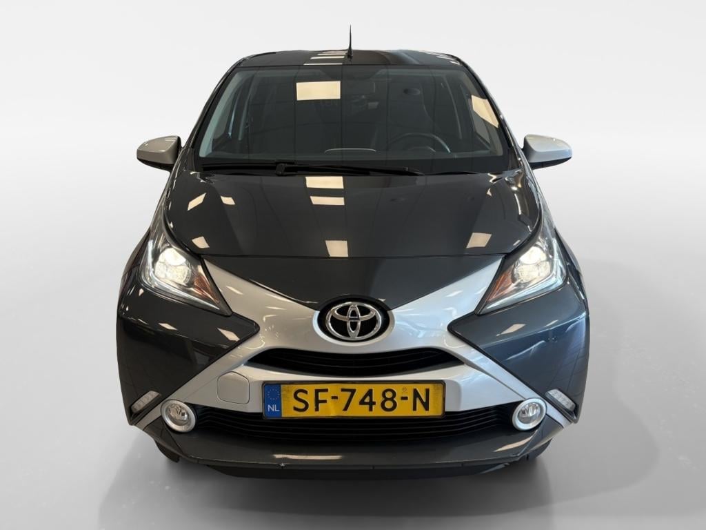 Toyota Aygo 1.0 vvt-i x-joy