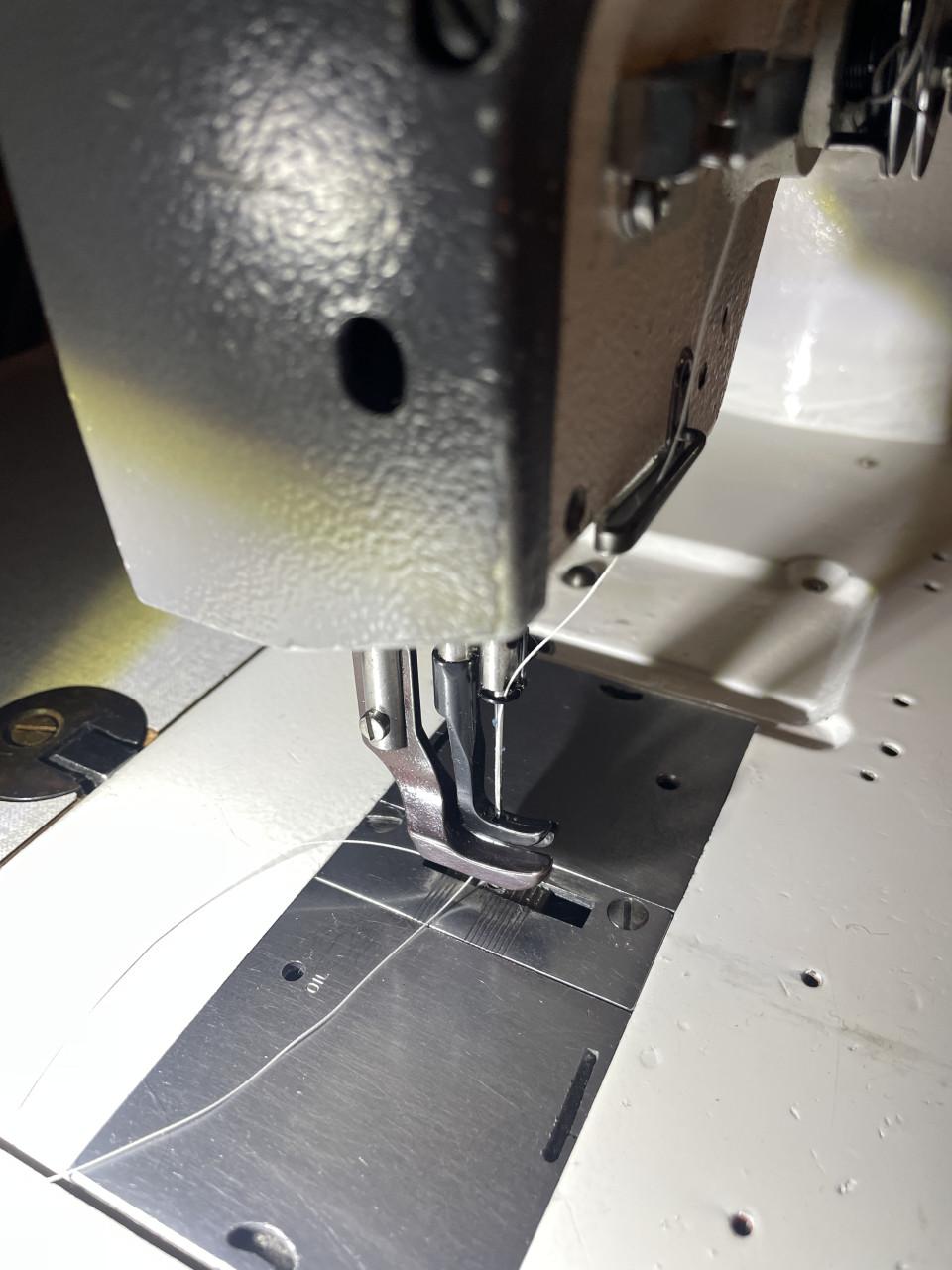 Industrie naaimachine Singer 211