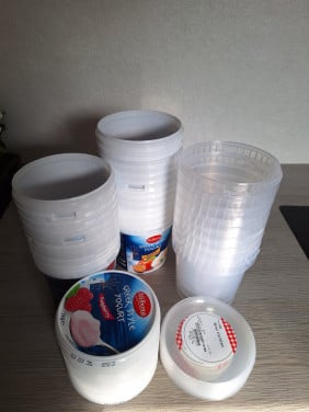 Plastic potjes GRATIS